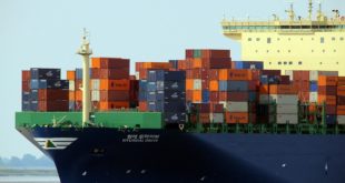 Containerschiff Schiff Hyundai Drive