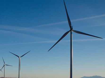 Symbolbild Windkraftanlage Energie Windpark Onshore