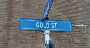 Gold Wawa Goldstreet